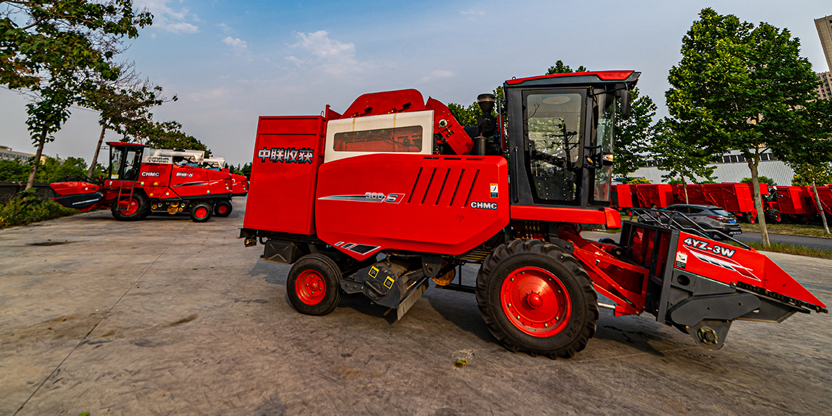 中聯(lián)收獲2021款4YZ-3W自走式玉米收獲機
