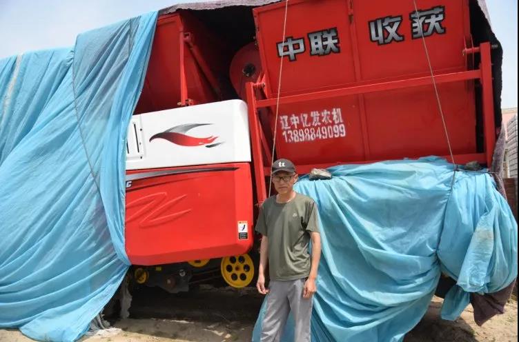 很慶幸,中聯(lián)收獲花生機是我人生中的
臺農機