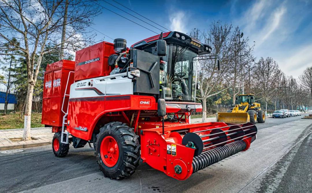 一封寫(xiě)給花生收獲機(jī)機(jī)手的信 寫(xiě)信1.jpg